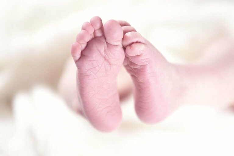 Обследование ребенка на первом месяце после рождения Arimed