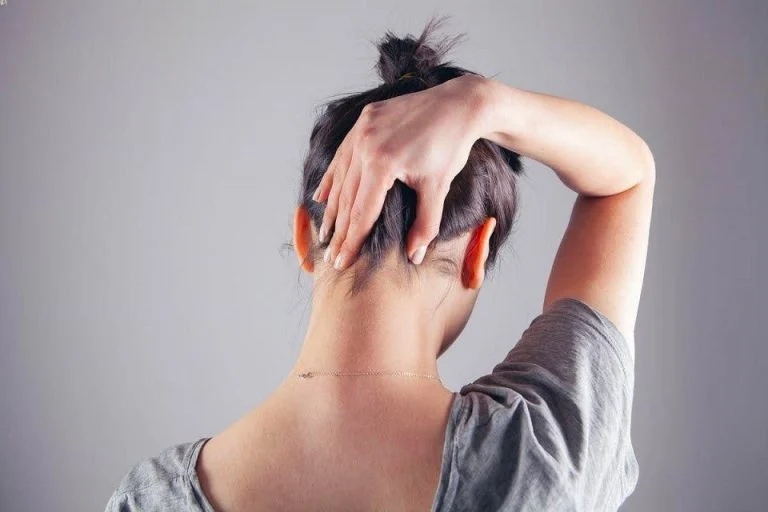 боль в затылке
